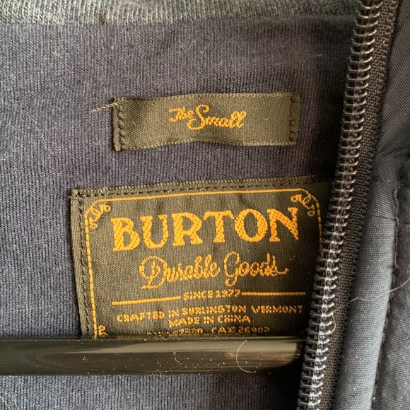 Hooded blue Burton dryride vest - Picture 3 of 4